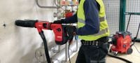 TE DRS-Y sistem za uklanjanje prašine Sistem za uklanjanje prašine za bušenje i štemovanje betona pomoću Hilti elektro-pneumatskih čekića SDS Max (TE-Y) Primene 3